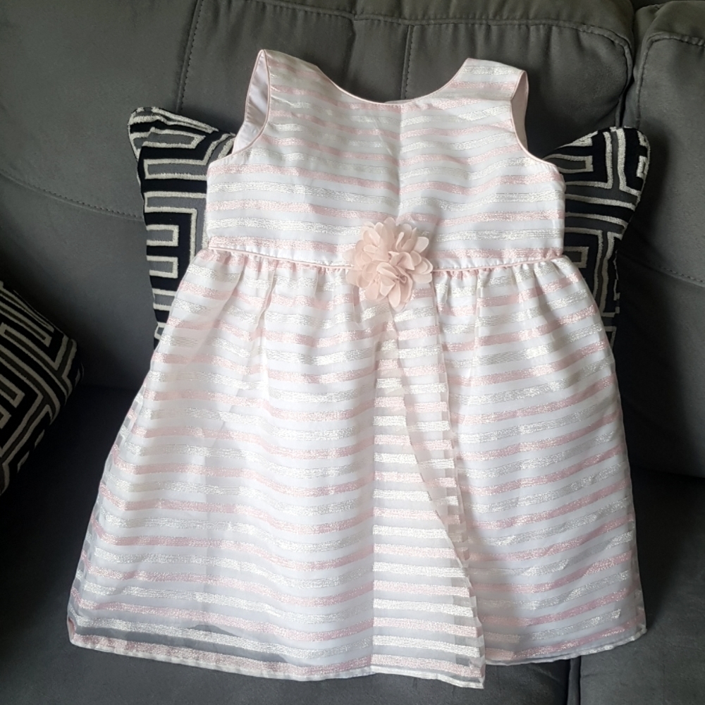 Vestido para niña talla 5T